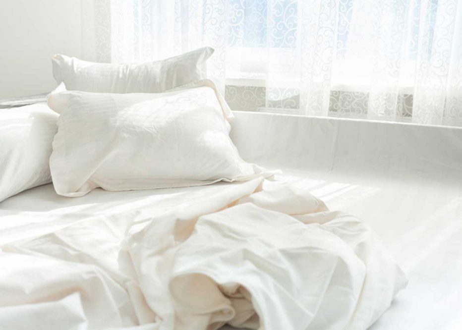 Bed Sheets and Linen Cleaning Service