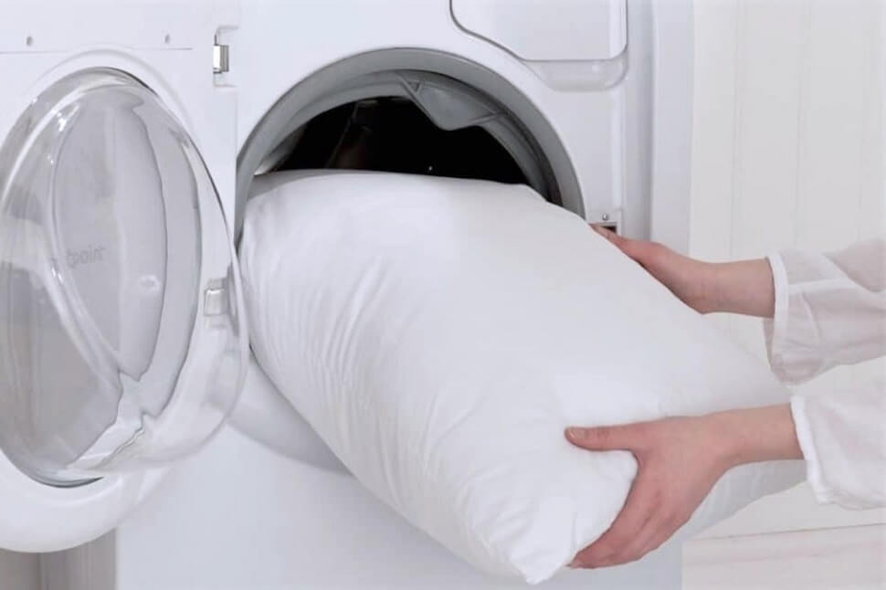 Pillows Washing Service in London